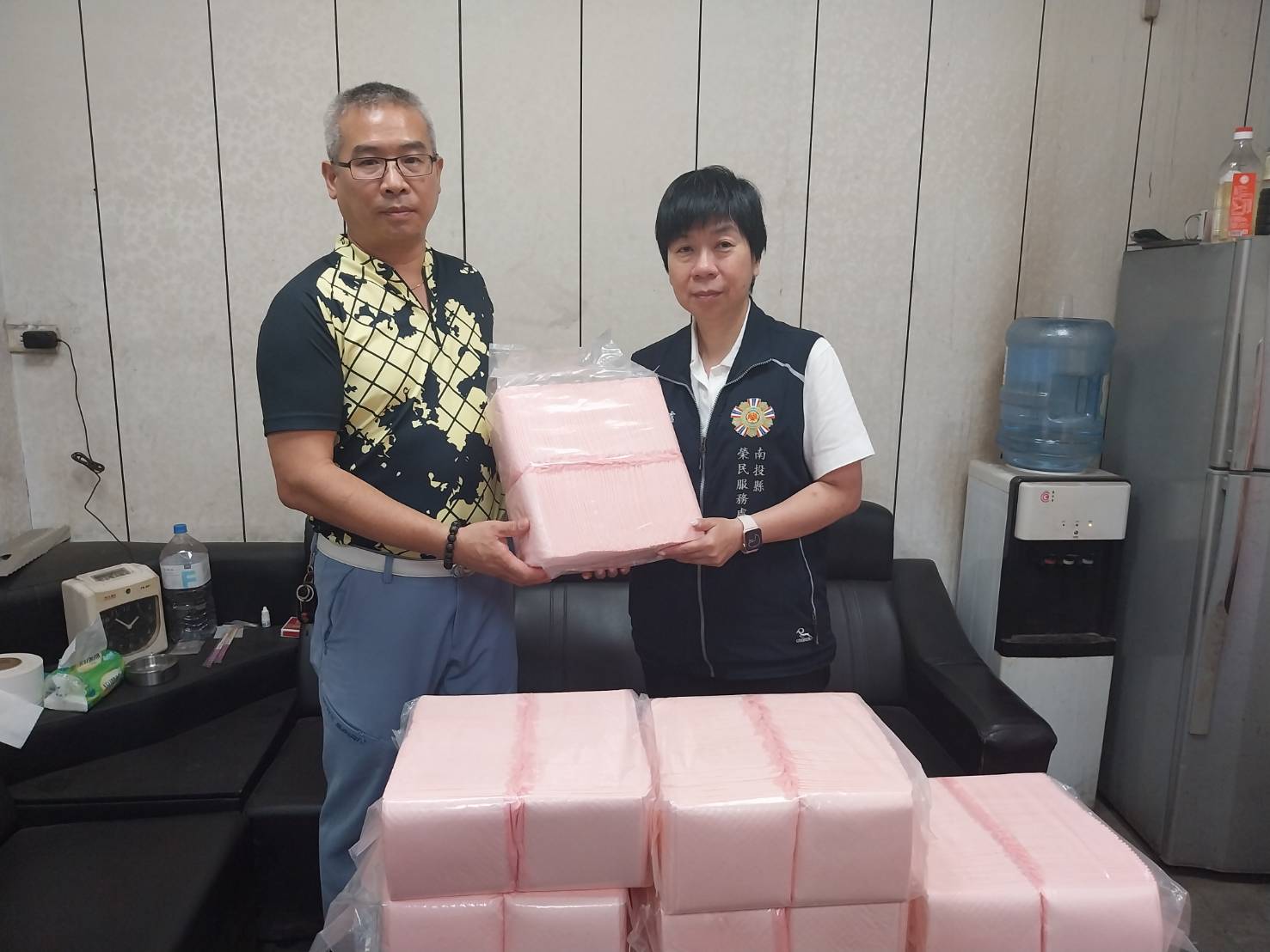 承閤公司捐贈愛心物資 關懷南投榮民眷 - https://www.watchmedia01.com
