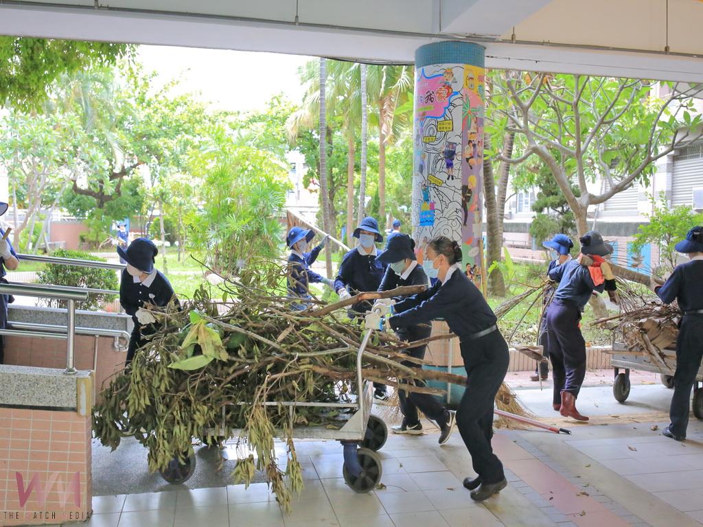 丹娜斯風災重創校園亟待復原 彰化慈濟志工跨區援助嘉義三校重建 - https://www.watchmedia01.com