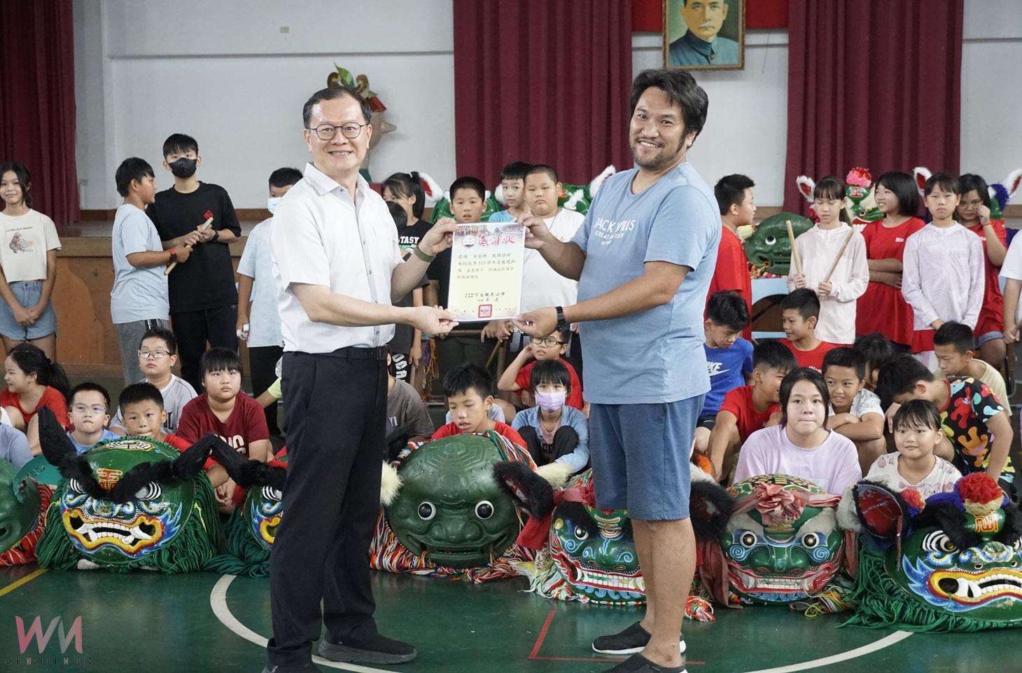 （有影片）／雲林苗栗三校聯訓龍鳳獅營隊　全國冠軍齊聚下崙激盪技藝火花 - https://www.watchmedia01.com