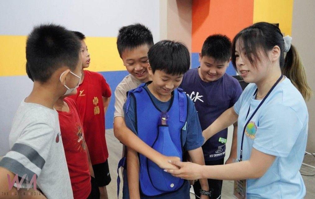 急救教育向下扎根　中臺科大國際志工隊前進卓蘭國小 推廣「救命小英雄」 - https://www.watchmedia01.com