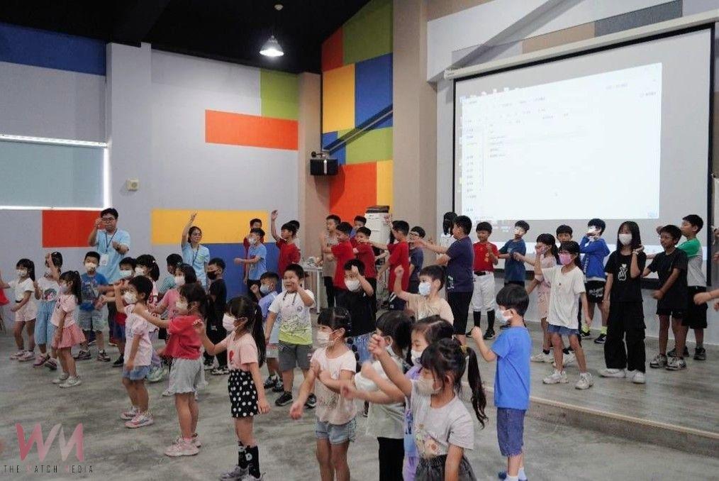 急救教育向下扎根　中臺科大國際志工隊前進卓蘭國小 推廣「救命小英雄」 - https://www.watchmedia01.com