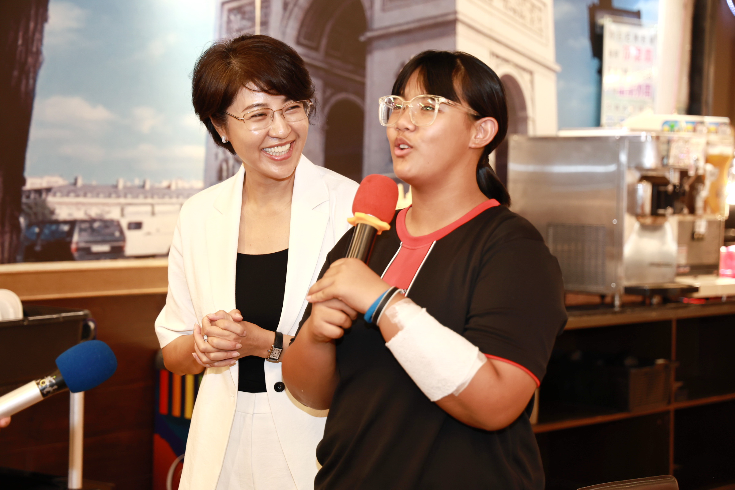 台灣原聲童聲合唱團榮耀回國 縣長許淑華宴請鼓勵 - https://www.watchmedia01.com