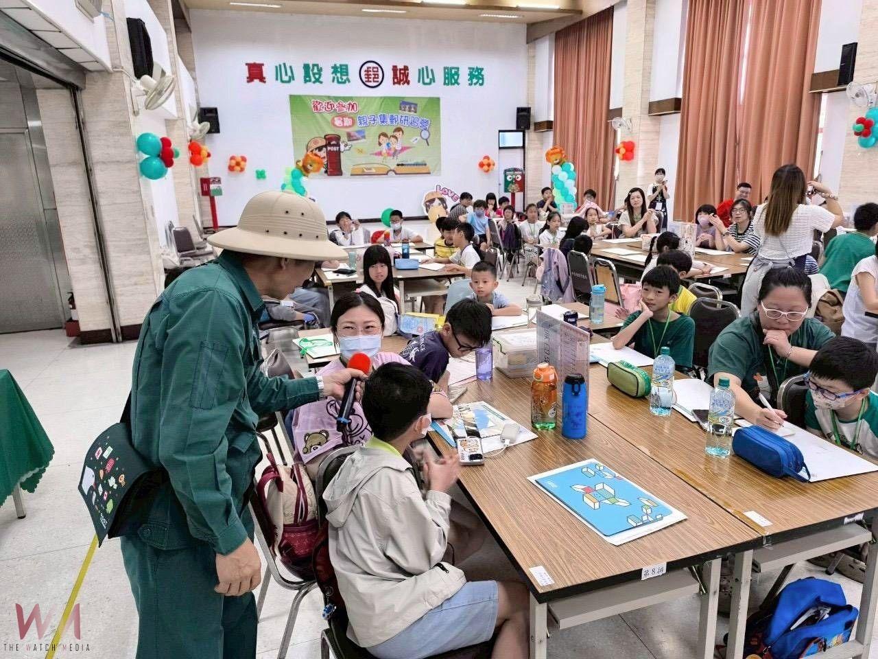 向下扎根！臺中郵局辦「暑期親子集郵研習營」　引領學童探索郵票樂趣 - https://www.watchmedia01.com