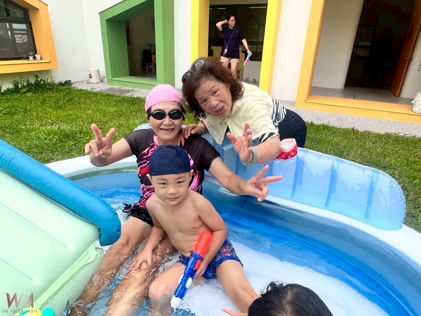 村東非營利幼兒園舉辦戲水安全宣導 以充氣游泳池體現重要性 - https://www.watchmedia01.com