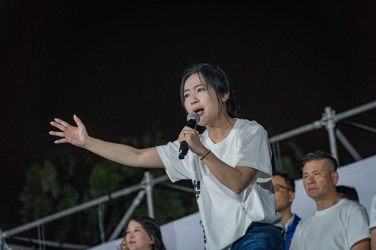 台灣民主史上最大規模罷免案失敗　25席藍委、高虹安全數留任 - https://www.watchmedia01.com