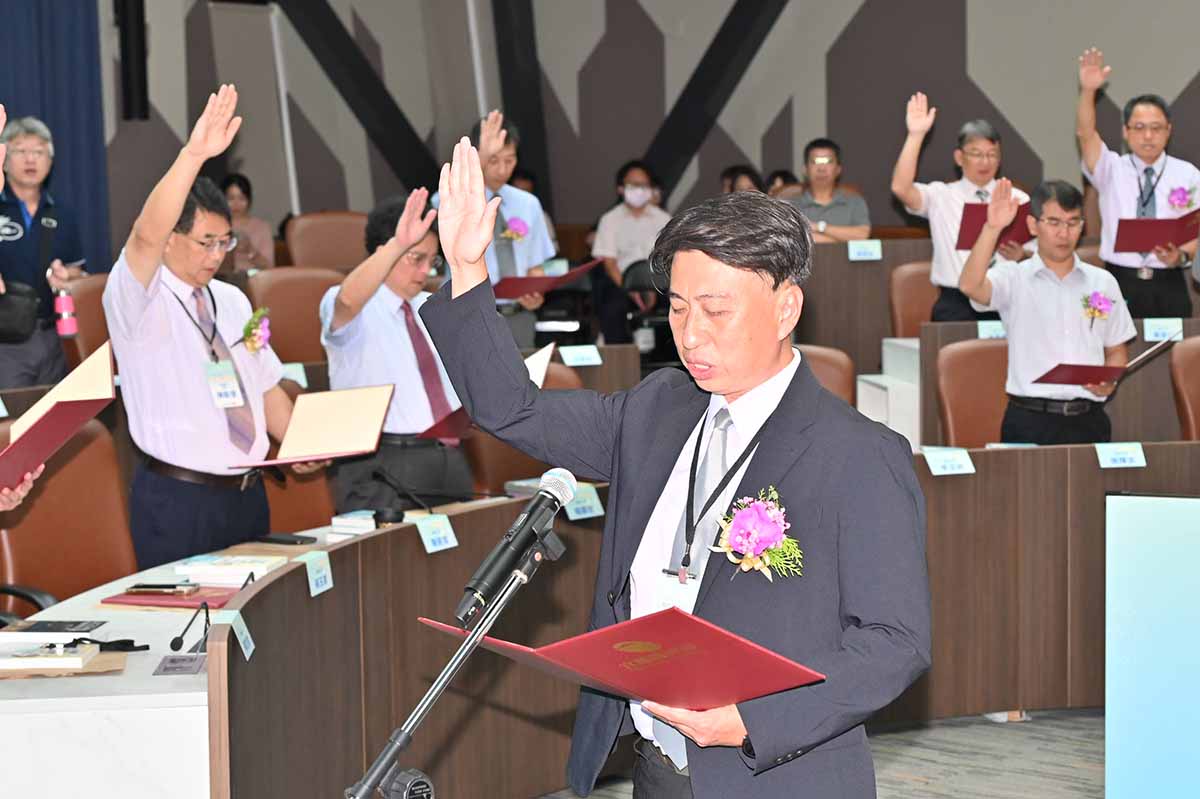 宜縣10位中小學校長退休 38所學校通過校長遴選 - https://www.watchmedia01.com