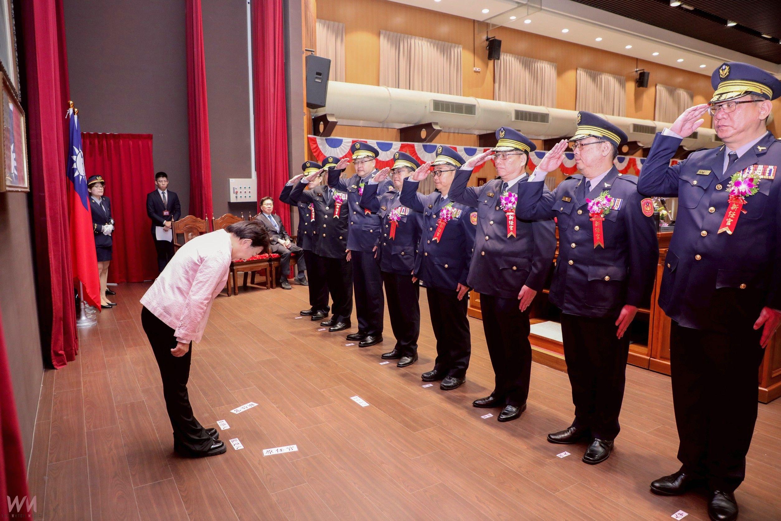台中市新卸任警察局長、分局長及大隊長聯合交接　盧秀燕期勉再現佳績 - https://www.watchmedia01.com