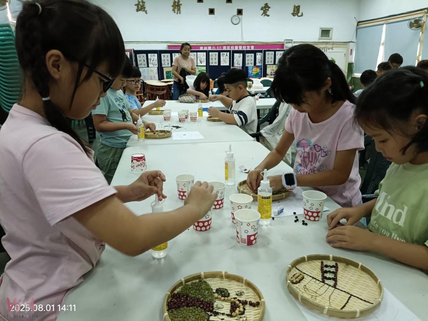 （有影片）／溪州黑米變身夏令營主角　孩子動手做飯糰、學農業還創作藝術 - https://www.watchmedia01.com