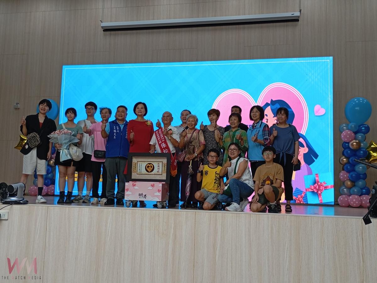 （有影片）／北港鎮表揚27位模範父親 溫馨影片與文創禮盒傳遞父愛力量 - https://www.watchmedia01.com
