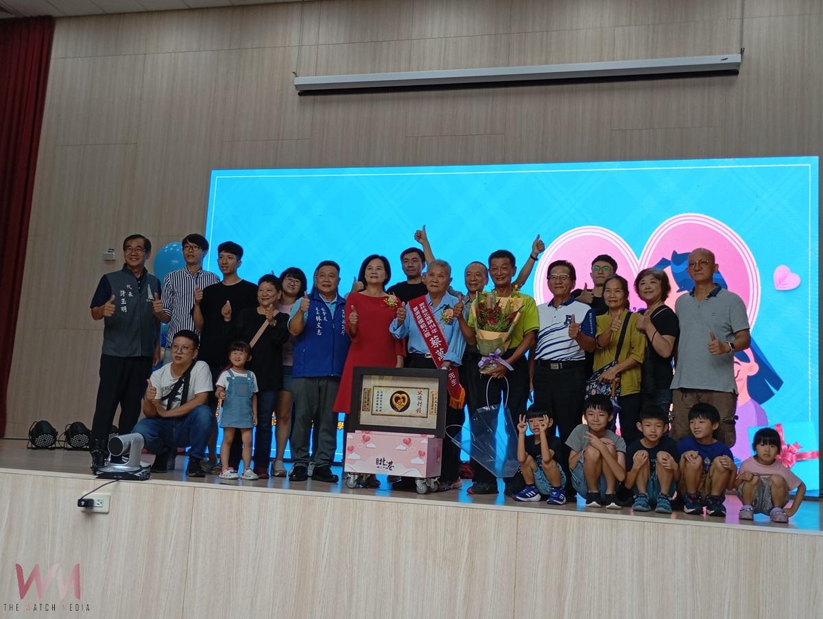 （有影片）／北港鎮表揚27位模範父親 溫馨影片與文創禮盒傳遞父愛力量 - https://www.watchmedia01.com
