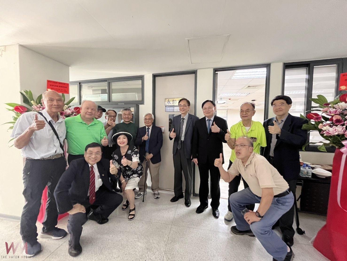 東海國貿系友捐百萬優化學習環境　恩師命名「永助室」 傳承跨世代教育初心 - https://www.watchmedia01.com