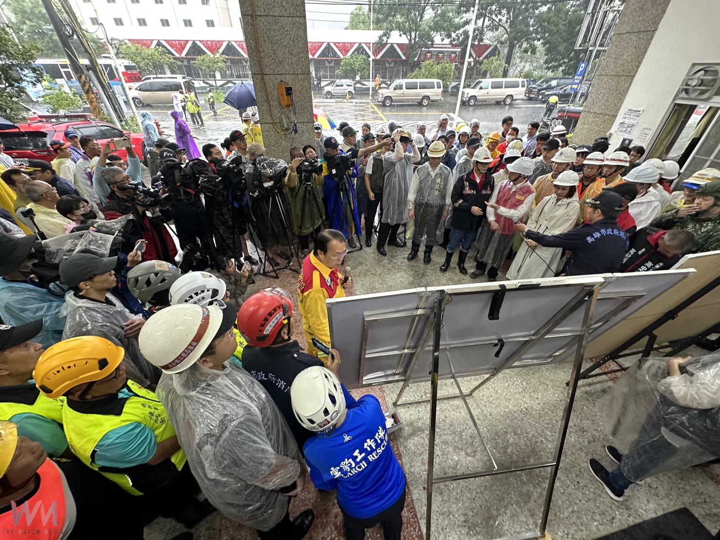 陳其邁陪同卓榮泰視察六龜　籲中央支援災後重建與交通搶通 - https://www.watchmedia01.com