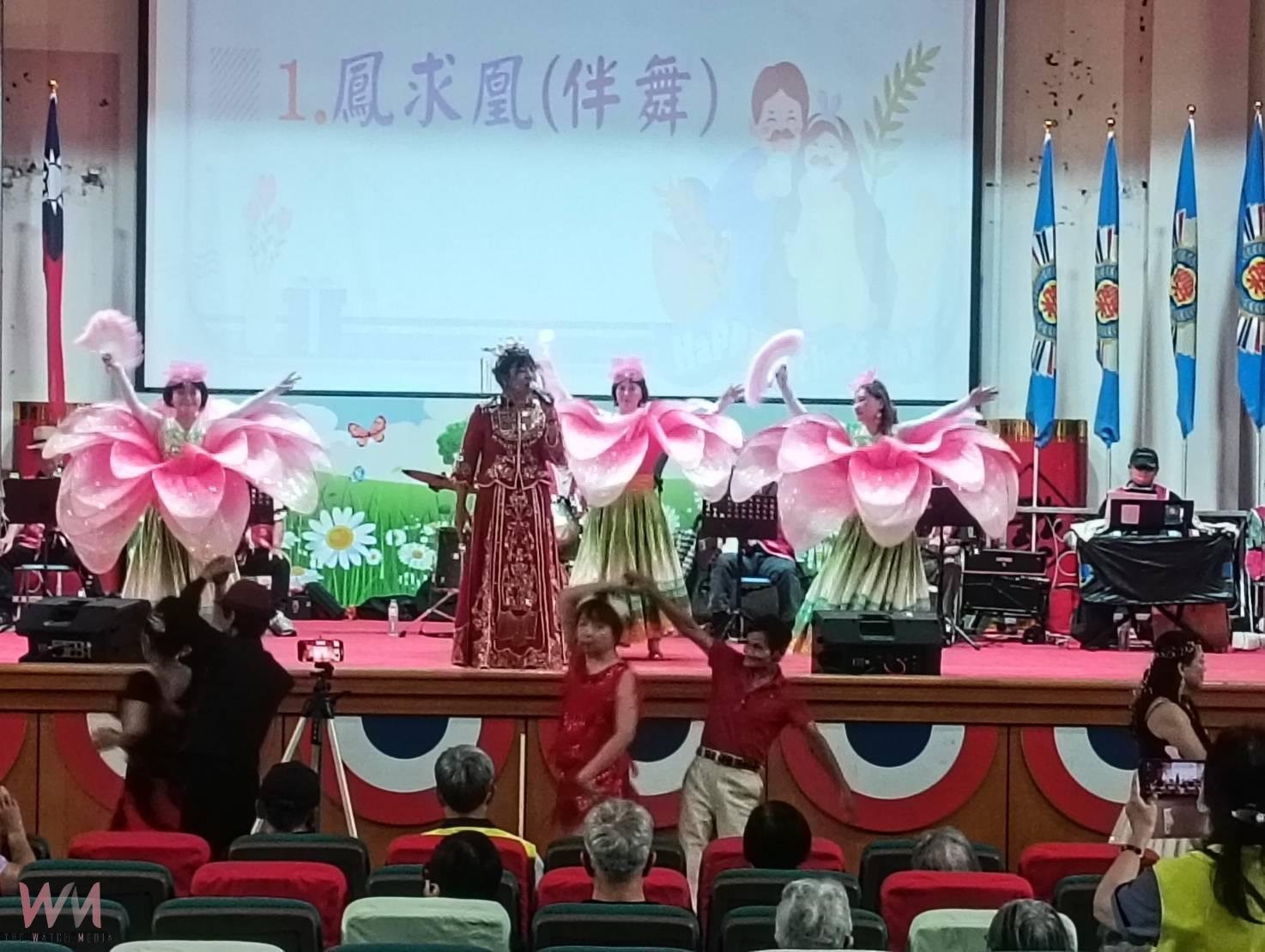 父親節前夕　梔子花樂團攜手舞蹈團溫馨獻藝中彰榮家 - https://www.watchmedia01.com