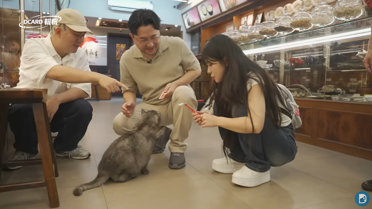 啦啦隊女神李多慧拜月老求姻緣！坦言想找「肚子QQ男友」 - https://www.watchmedia01.com