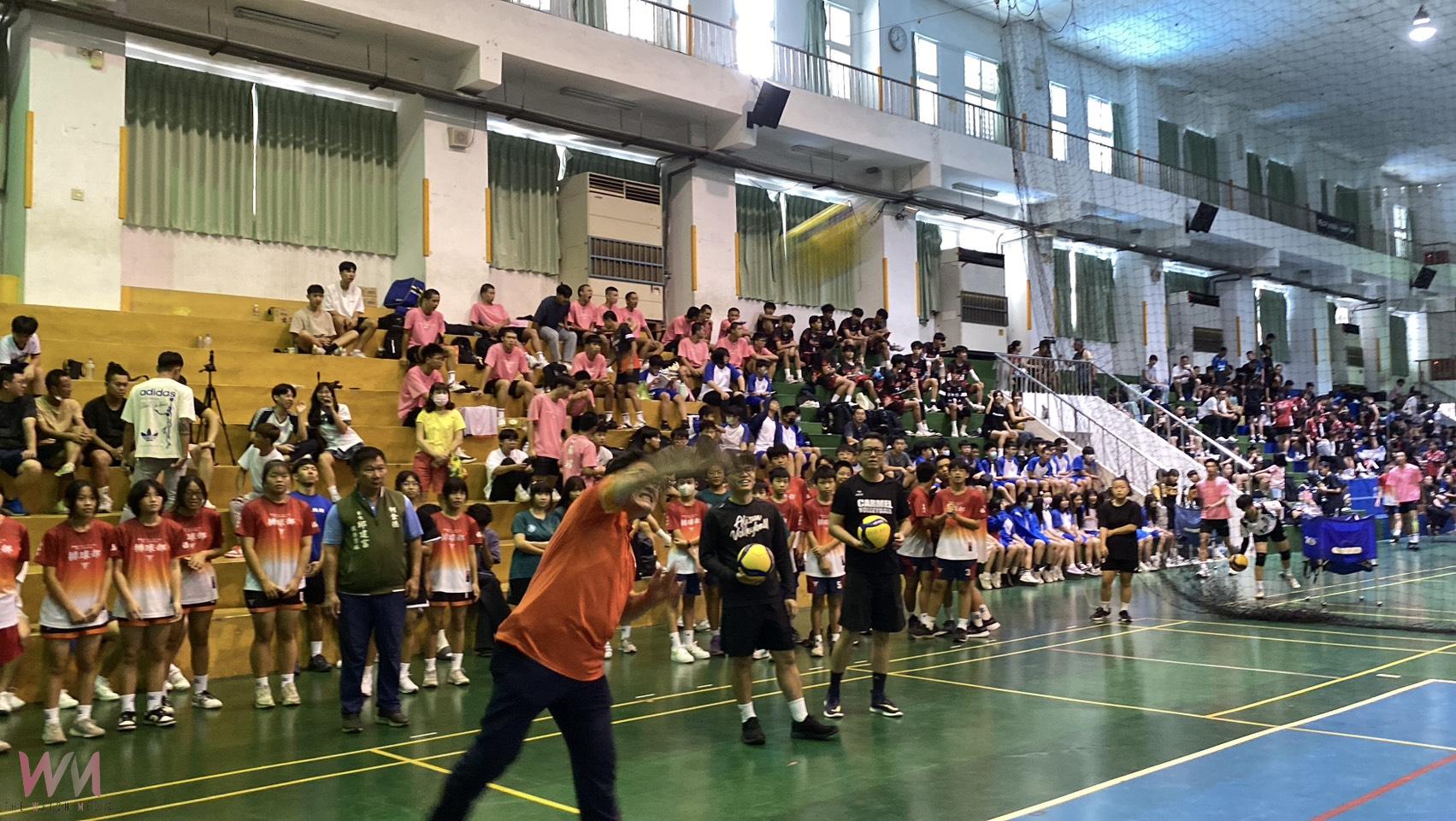 （有影片）／彰化理事長盃排球賽創歷年之最　49隊700人熱血開戰　 - https://www.watchmedia01.com