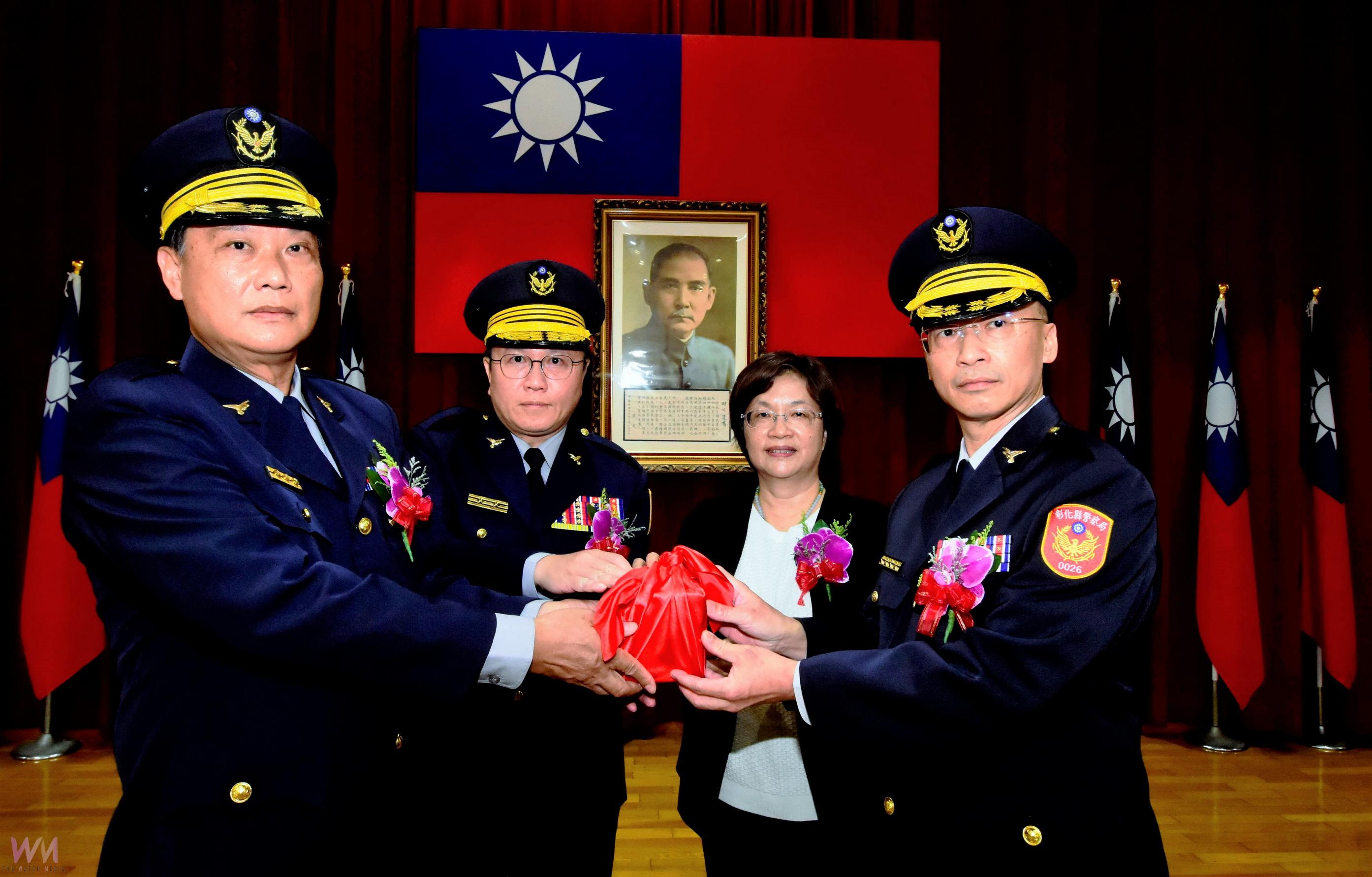 彰化警局人事異動溫馨登場　父親節交接典禮上演感人一幕 - https://www.watchmedia01.com