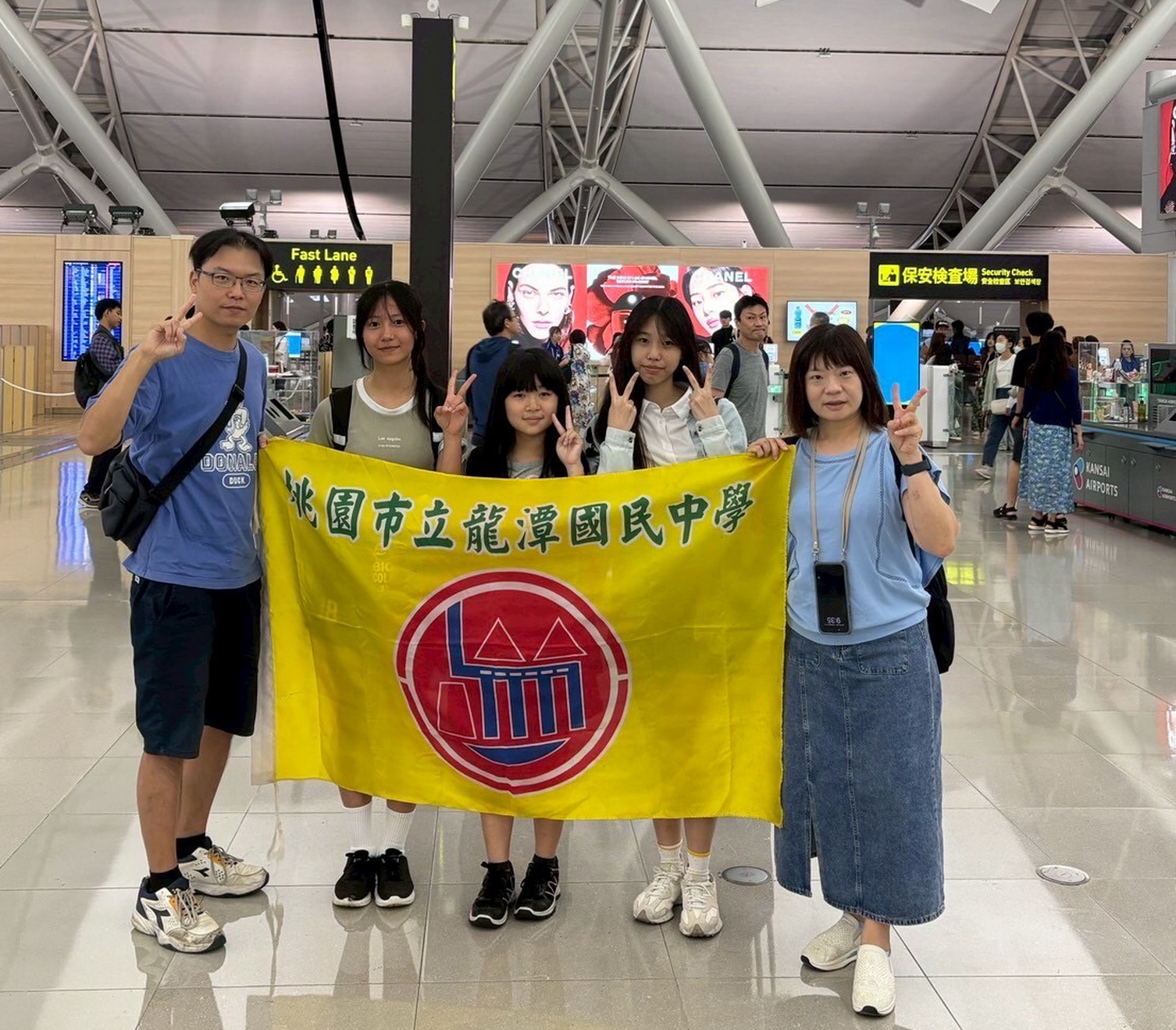 桃園之光！龍潭國中AI發明團隊躍上國際舞台 嬰兒睡姿辨識系統勇奪金牌 - https://www.watchmedia01.com