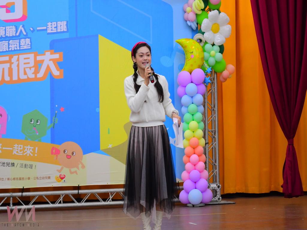 一閃藝珊亮晶晶的主持之路 廖藝珊用專業與熱情邁向活動主持大道 - https://www.watchmedia01.com