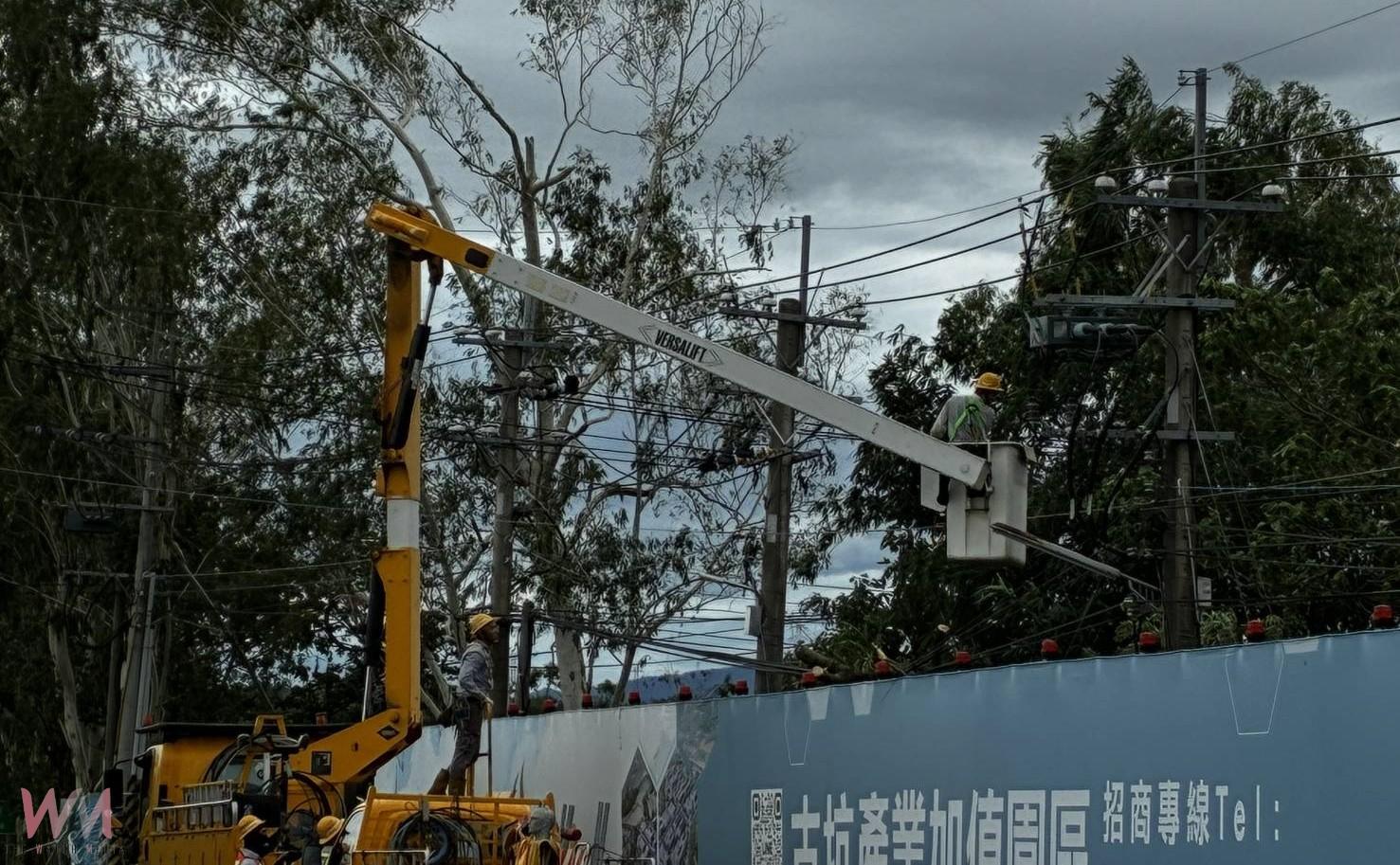楊柳颱風襲雲林八千戶停電　 台電連夜搶修今晚11時前修復 - https://www.watchmedia01.com