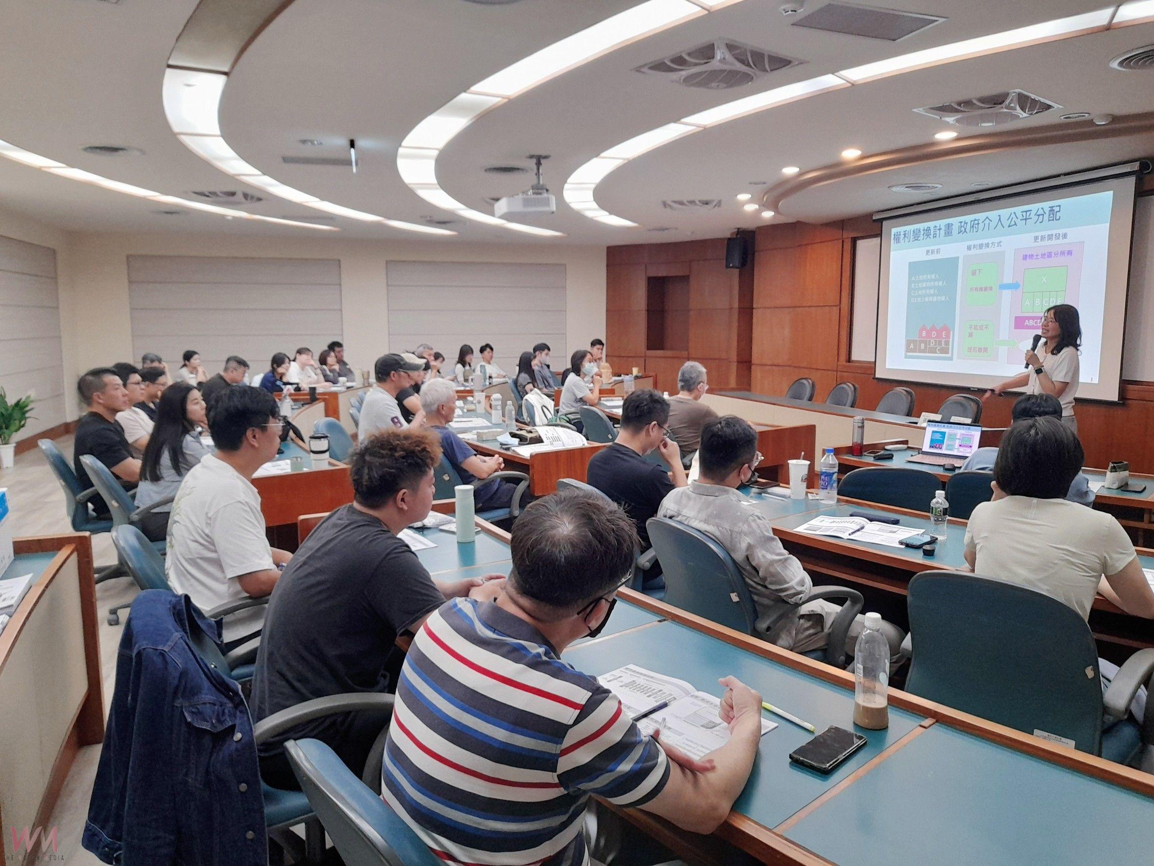 「都更起巡・再生有感」　台中市都發局都更教育訓練課程結訓 - https://www.watchmedia01.com