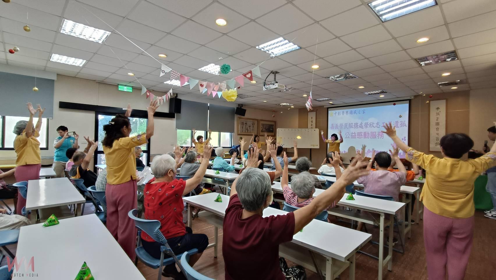 志工載歌載舞傳遞愛　嘉義榮服處與中彰榮家攜手關懷長輩 - https://www.watchmedia01.com