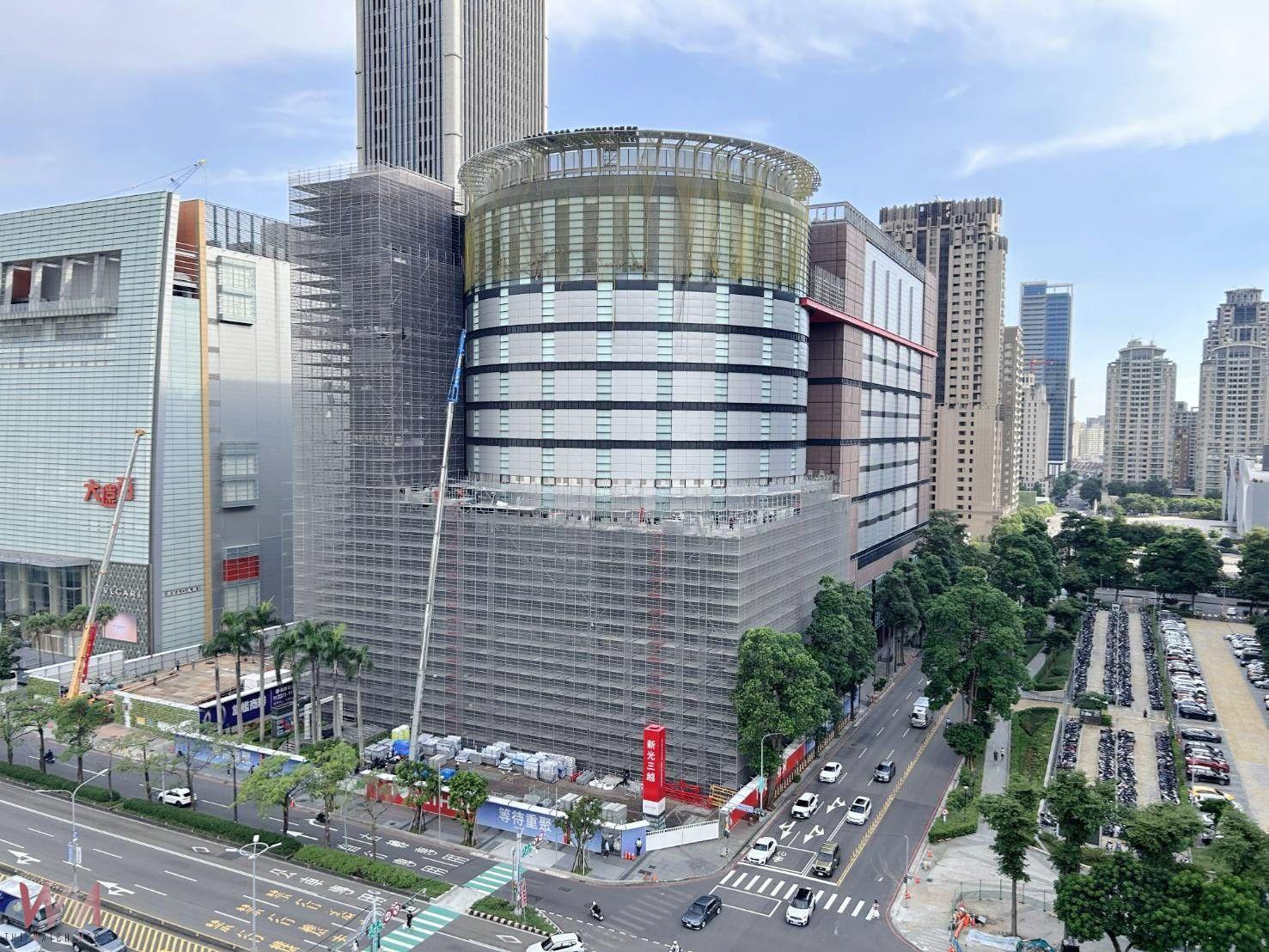 中市都發局同意備查整建修復計畫　新光三越9月5日起分樓層分批進貨及相關管制作業 - https://www.watchmedia01.com