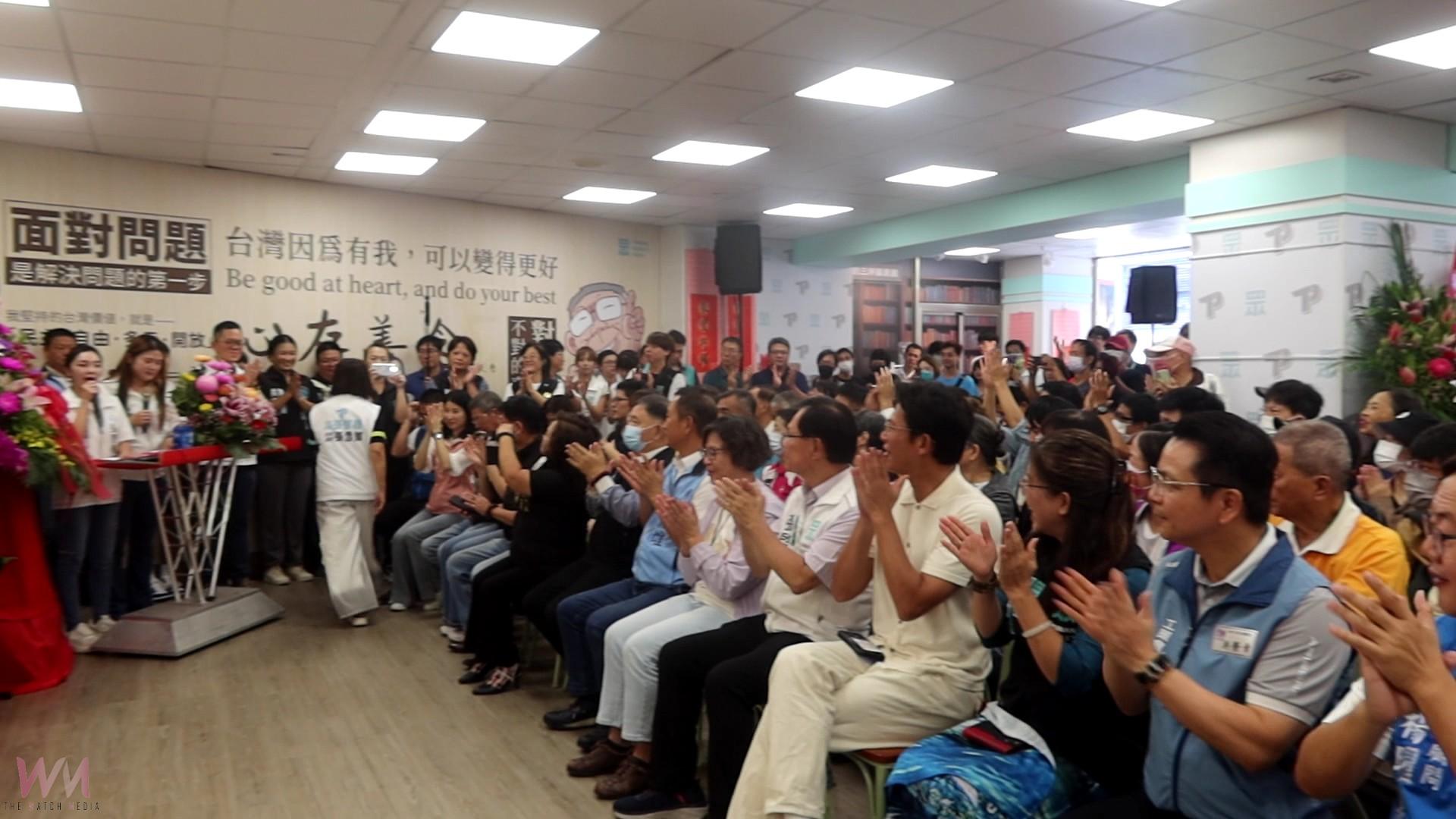 （有影片）／民眾黨彰化黨部開張啦！黨魁黃國昌南下勉勵藍白合作 - https://www.watchmedia01.com