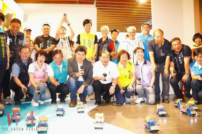 新竹縣史館「豬」事大吉義民創藝展熱鬧開幕 百隻創意彩繪小豬齊聚 - https://www.watchmedia01.com