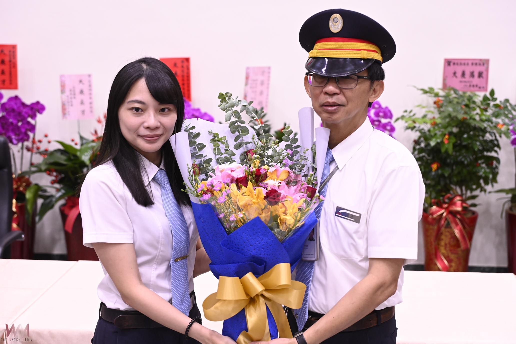 台鐵新卸任站長交接典禮 花蓮縣長徐榛蔚出席見證 - https://www.watchmedia01.com