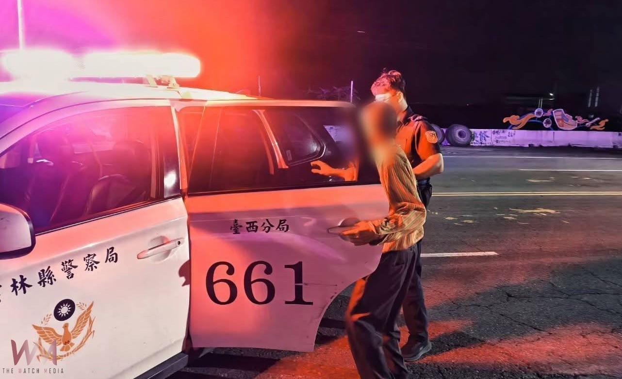凌晨迷途老翁徘徊車道　臺西警緊急協助平安返家 - https://www.watchmedia01.com