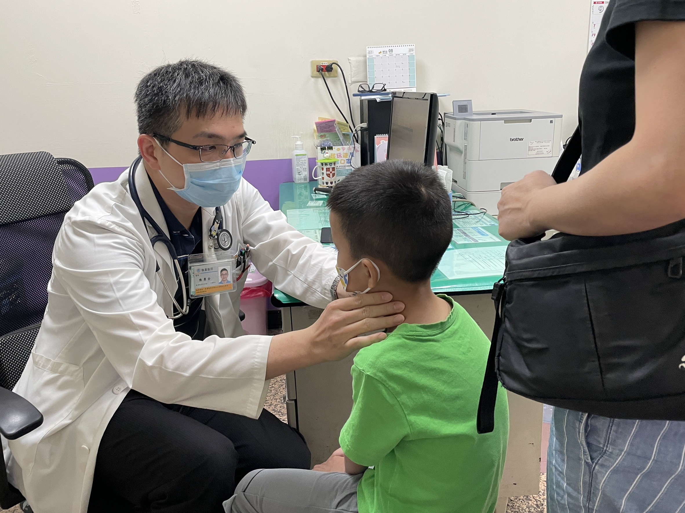 腸病毒疫情「延長賽」來襲 家長注意幼兒防護三要點 - https://www.watchmedia01.com