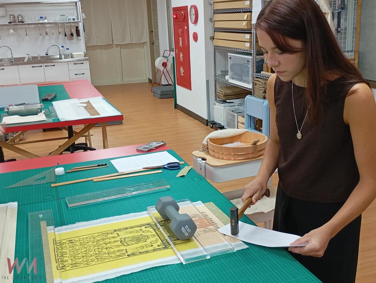 （有影片）／從巴黎到媽祖廟──法國修復師 Anaïs Diez 赴北港朝天宮 展開跨國文物修復交流 - https://www.watchmedia01.com