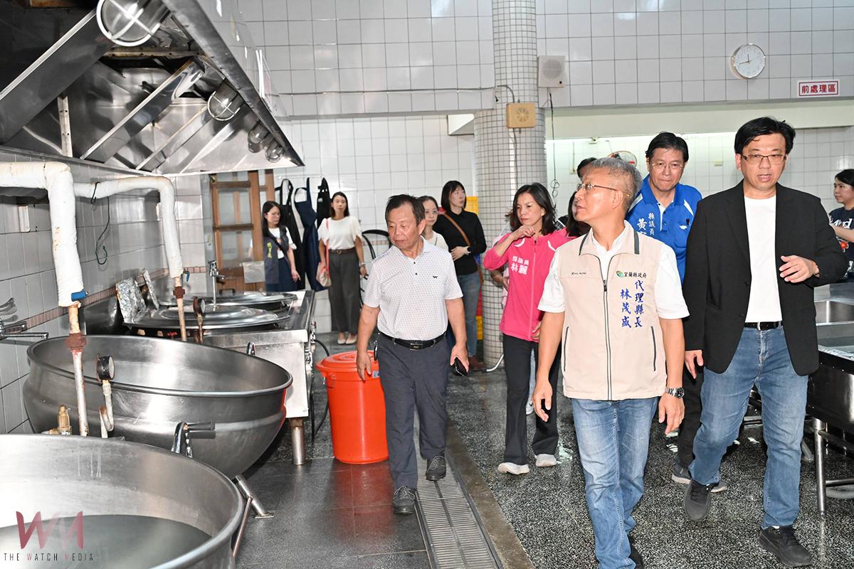 林茂盛視察學校營養午餐 要求校方把關品質與衛生 - https://www.watchmedia01.com