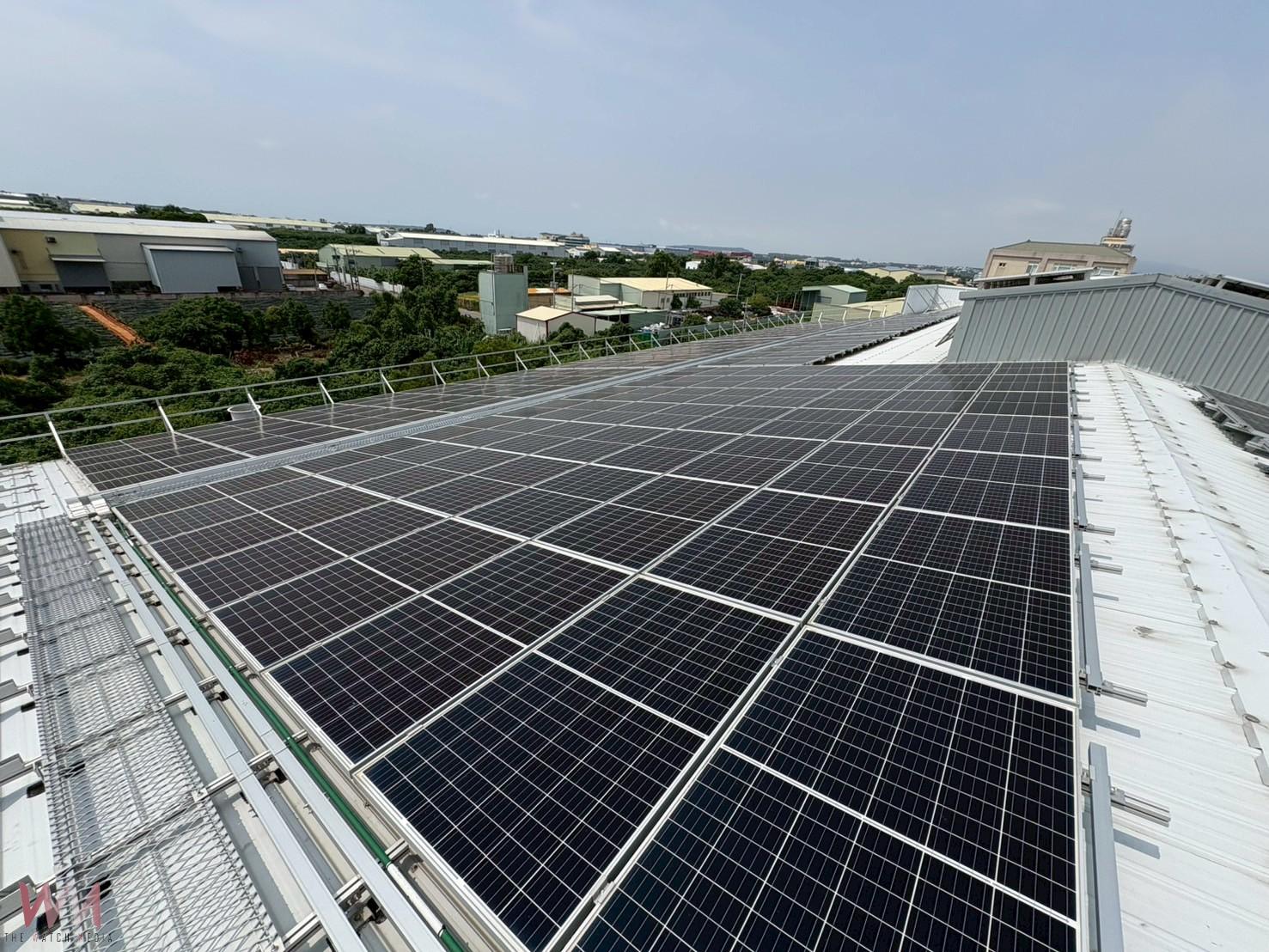 投資光電屋頂省電又減碳　中市府114年獎勵屋頂設置光電計畫開跑 - https://www.watchmedia01.com