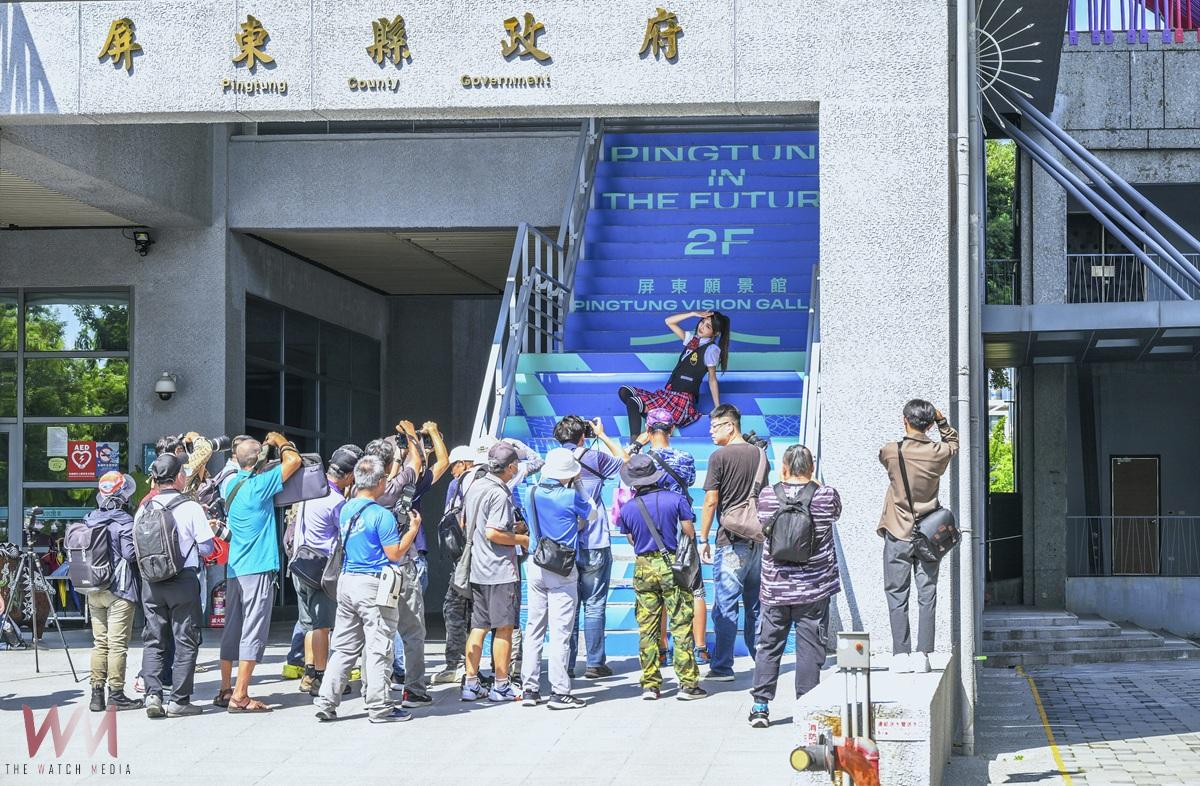 攝影學會舉辦模特兒外拍　莊嚴縣政府變身最美公家機關 - https://www.watchmedia01.com