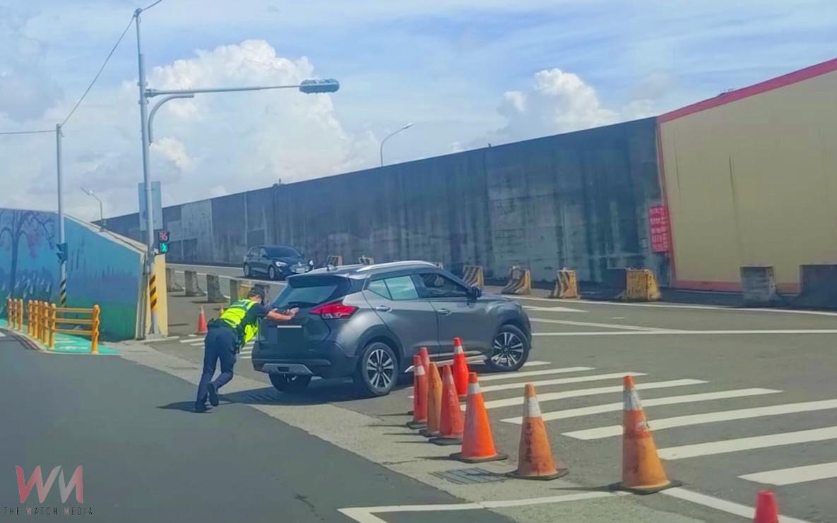 北港警協助故障車排除　中午車潮順利恢復 - https://www.watchmedia01.com