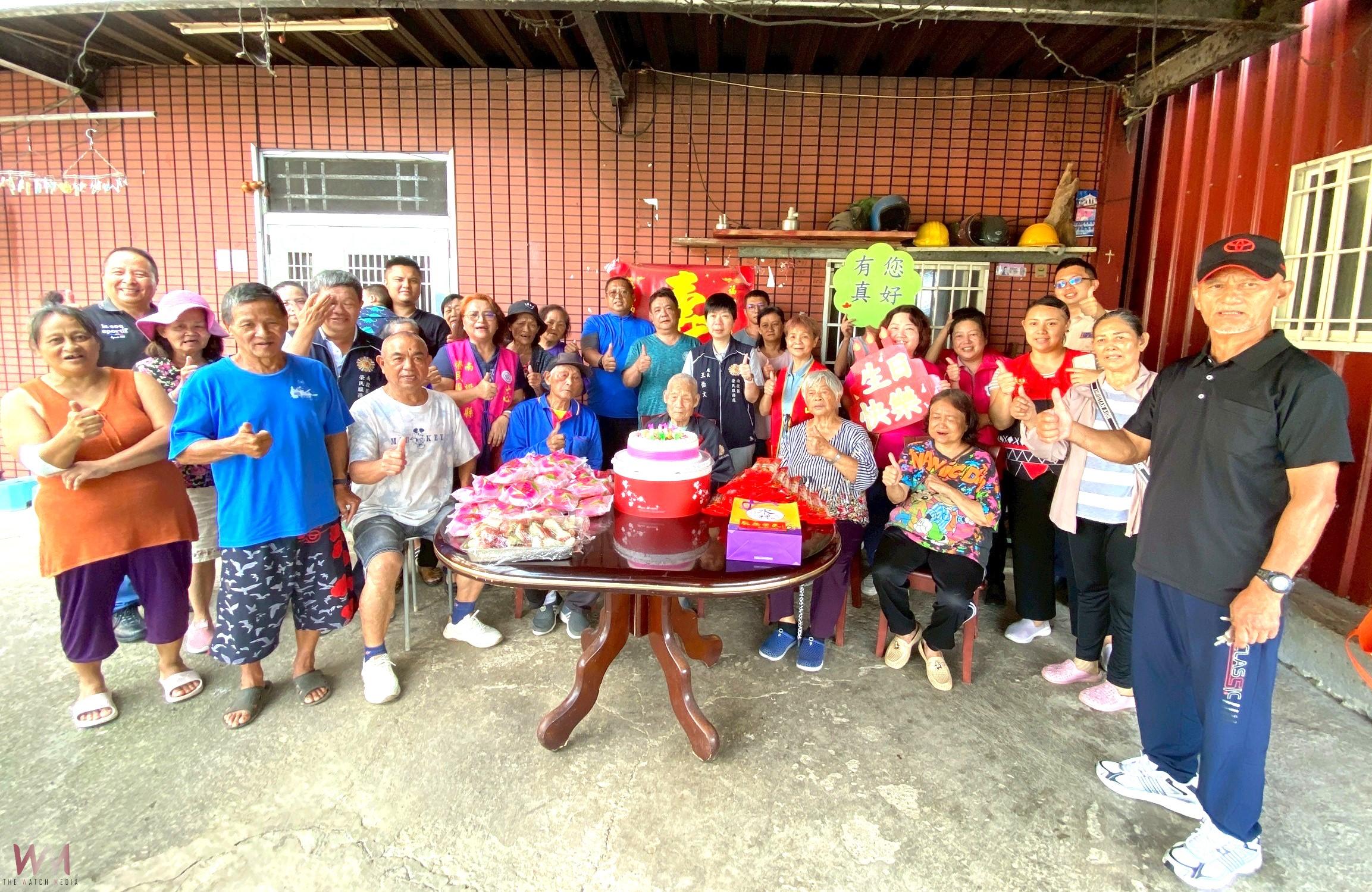 南投榮服處溫馨祝賀榮民陳伯伯105歲嵩壽 - https://www.watchmedia01.com