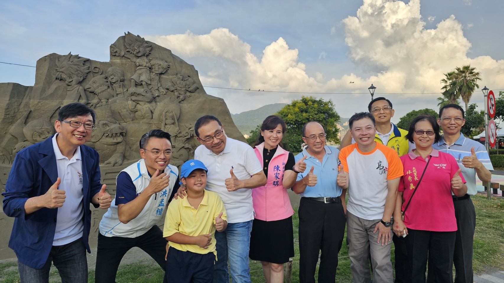 侯友宜視察八里城市沙雕展延長至11月2日　加碼沙雕師工作坊 - https://www.watchmedia01.com