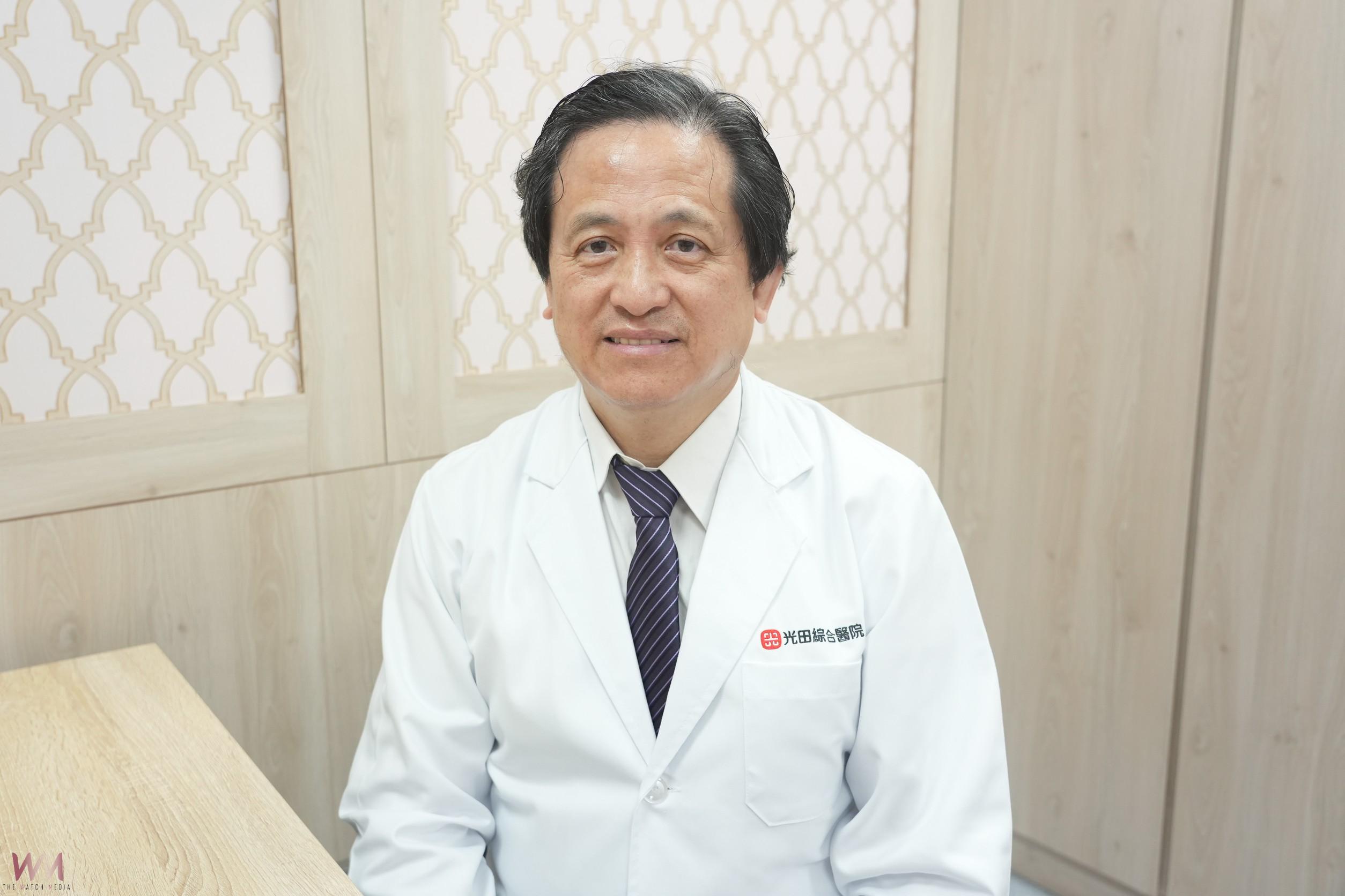 20歲少年戴帽兩年　同儕異樣眼光讓他「不敢抬頭」　醫生助恢復自信 - https://www.watchmedia01.com