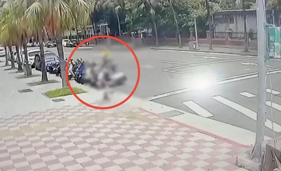 自己摩托車支架壞就偷別人的 警方2小時內火速逮人 - https://www.watchmedia01.com