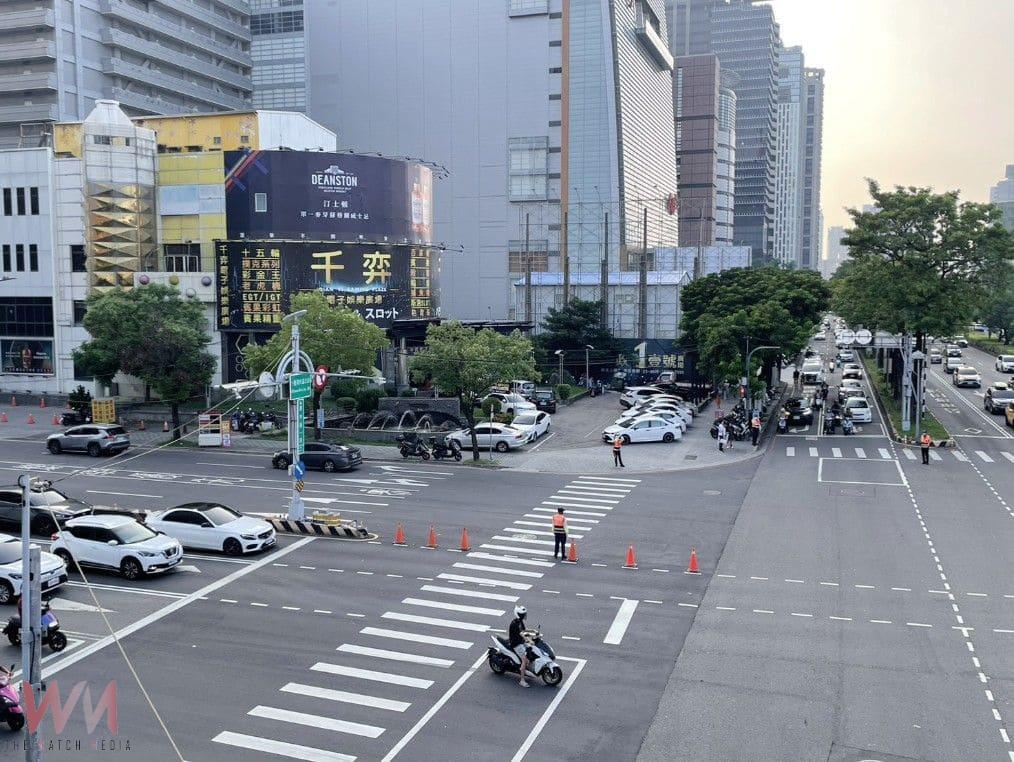 台中新光三越復業首日　交通大致順暢 市府多管齊下維持秩序 - https://www.watchmedia01.com