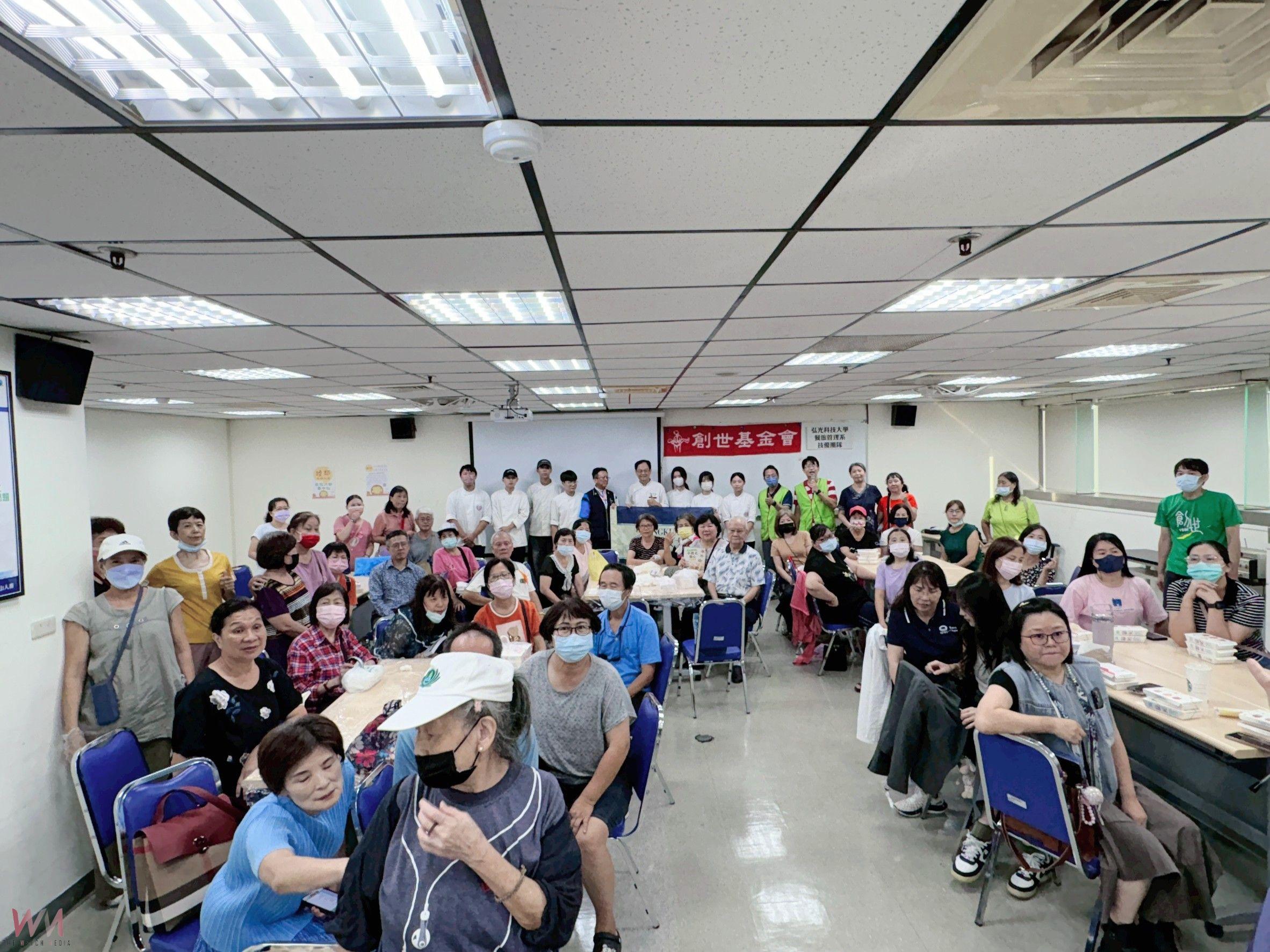 歡慶秋節　台中創世基金會攜手弘光科大 親製公益月餅和樂社區 - https://www.watchmedia01.com