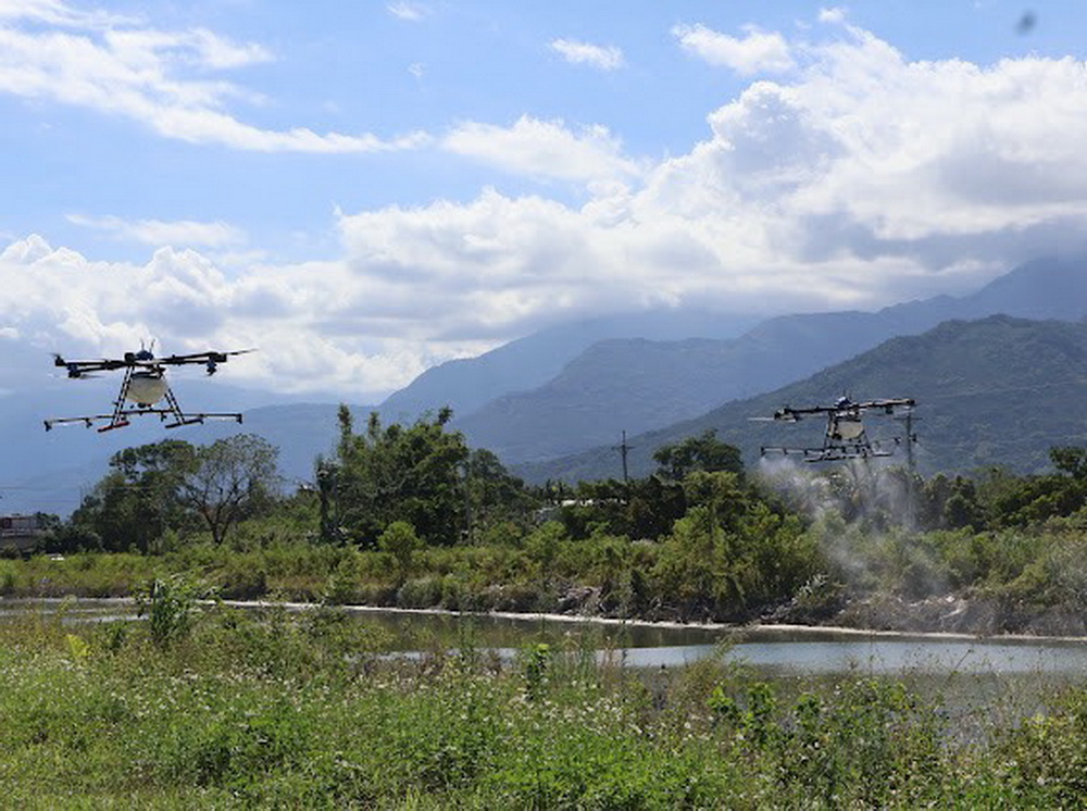 陸軍33化學群攜手無人機廠商 災後消毒展現溫暖力量 - https://www.watchmedia01.com