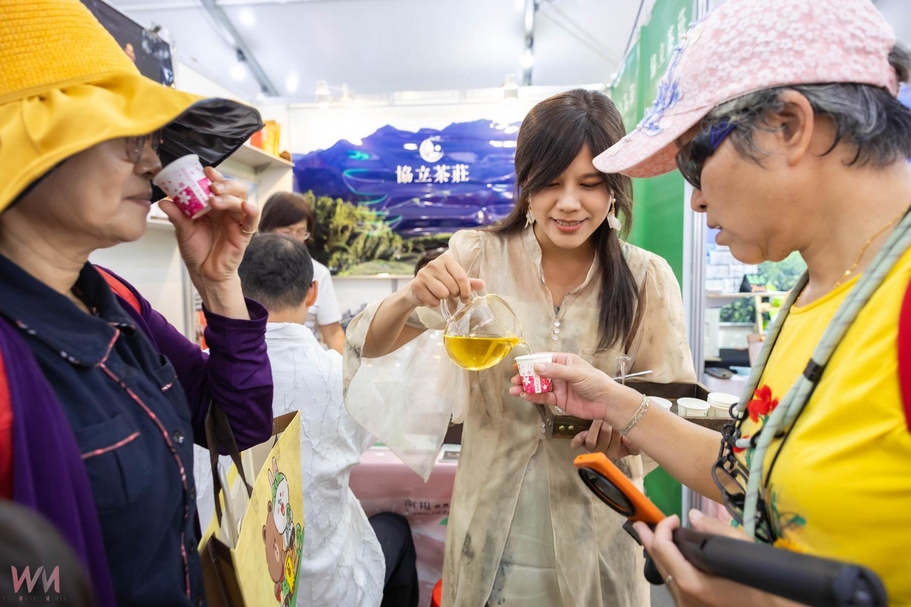 南投世界茶業博覽會開幕 首日湧現參觀人潮 - https://www.watchmedia01.com