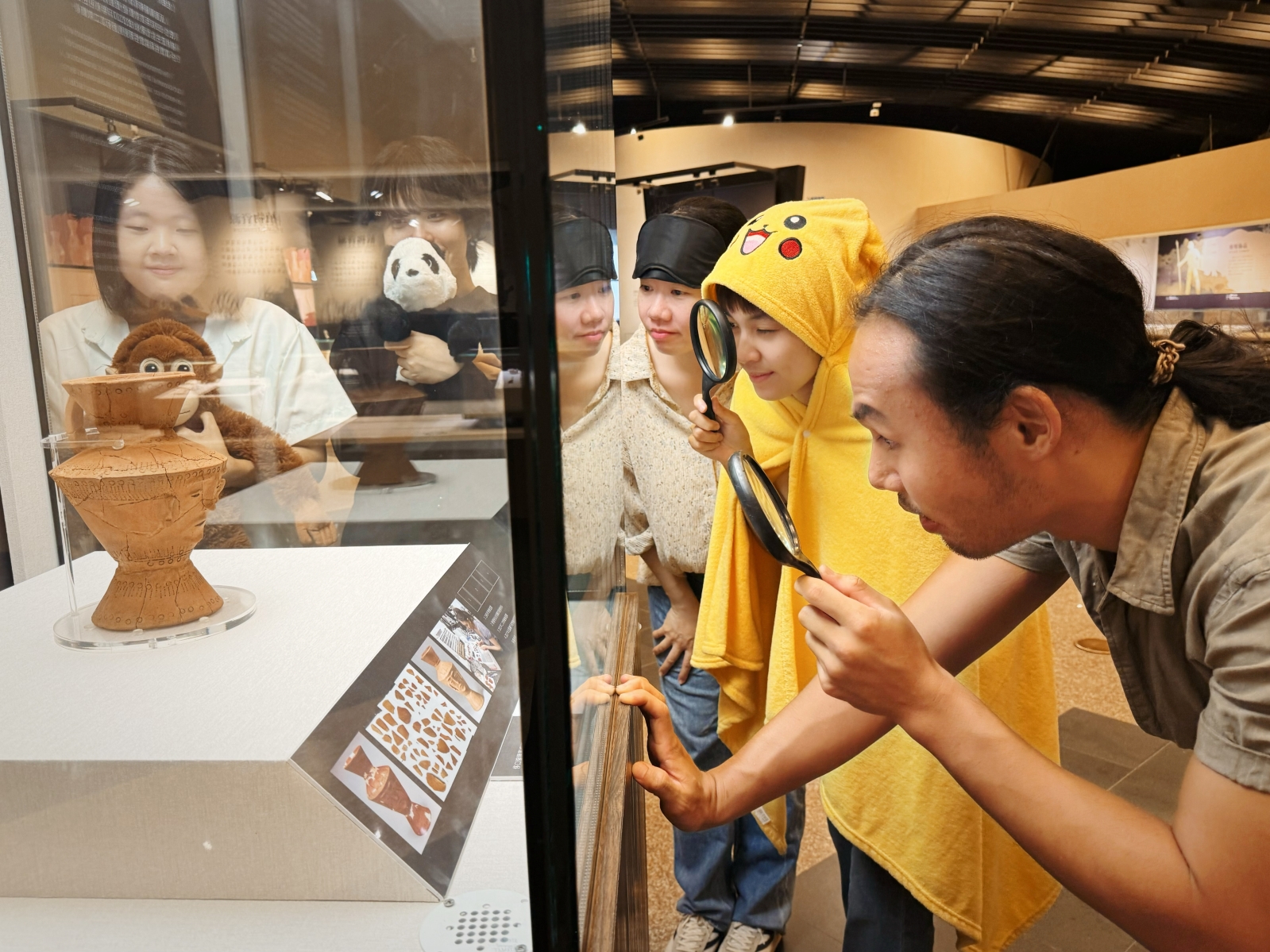 和尚脫口秀、與人面陶罐共眠！夜宿十三行博物館限量開搶 - https://www.watchmedia01.com