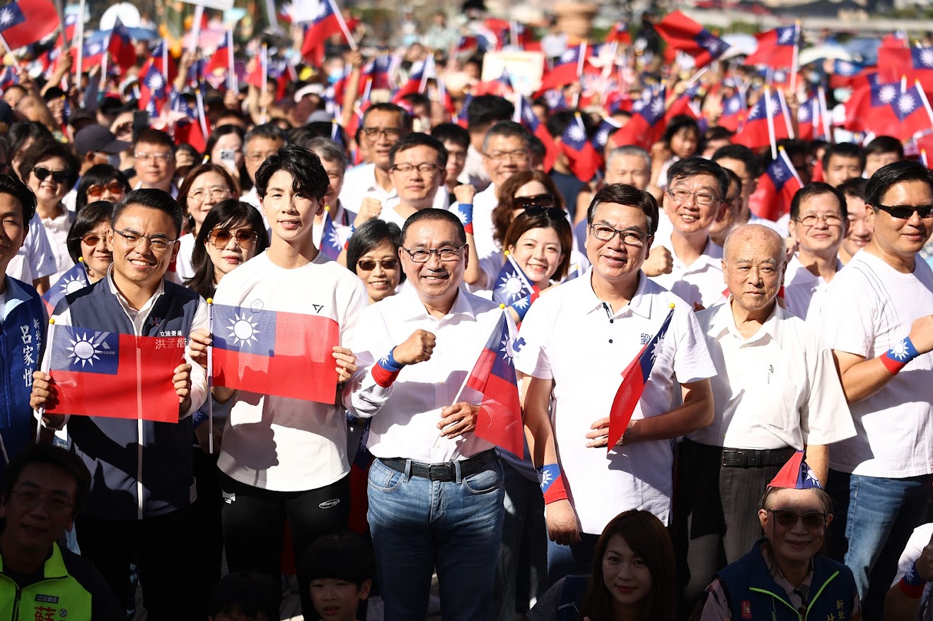 新北國慶升旗首度移師美術館 侯友宜:團結是對國家最深的祝福 - https://www.watchmedia01.com