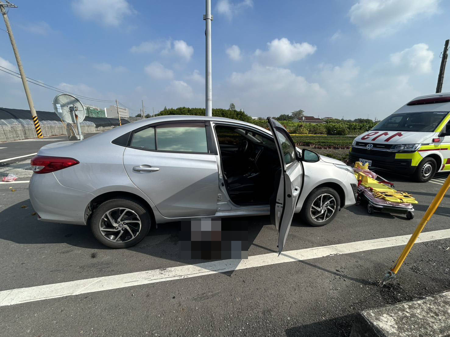 永靖巷口驚傳死亡車禍！79歲婦人被壓車底　搶救不治 - https://www.watchmedia01.com