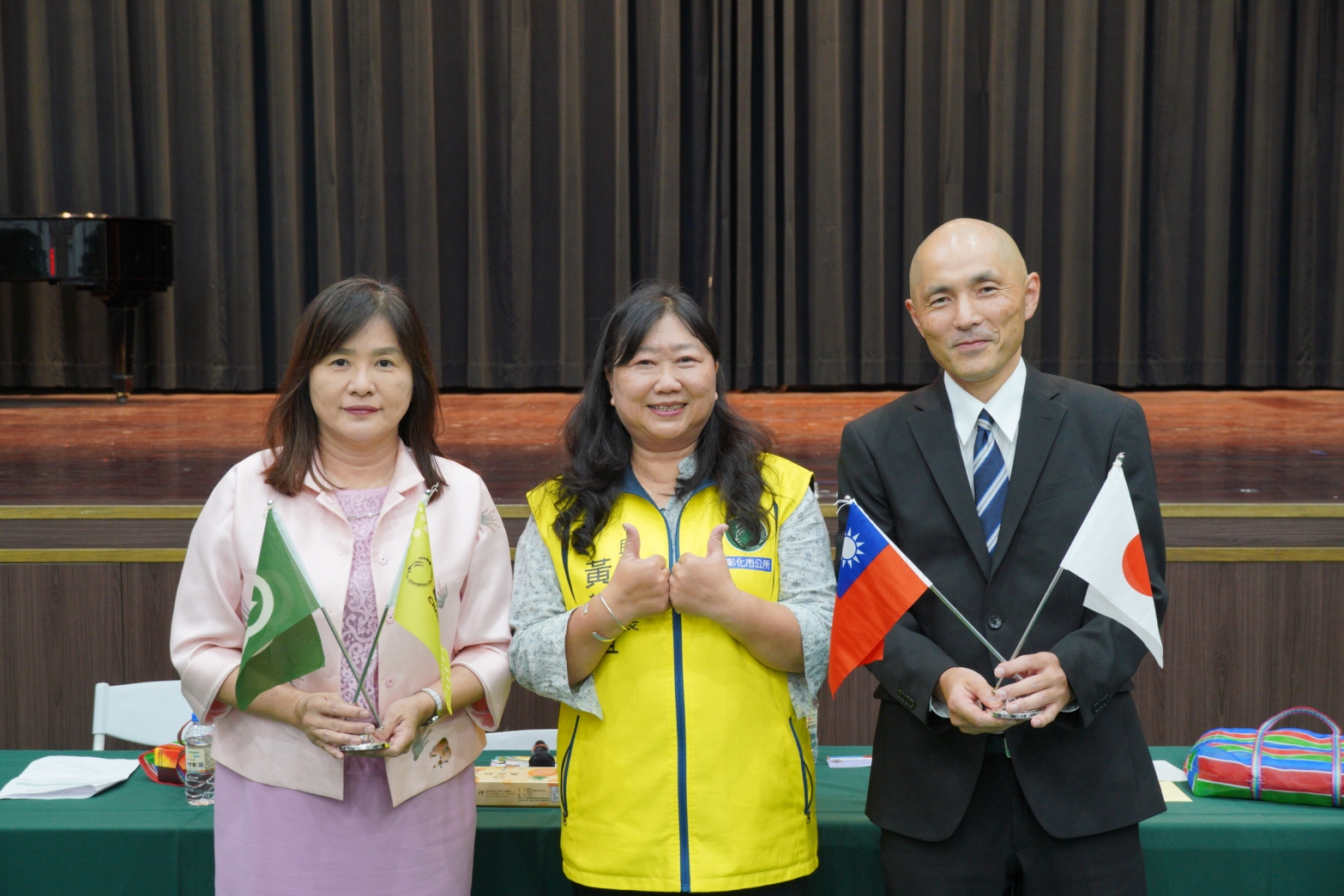 青春交流活動　小松高校訪彰化女中　兩校展開多元文化交流 - https://www.watchmedia01.com