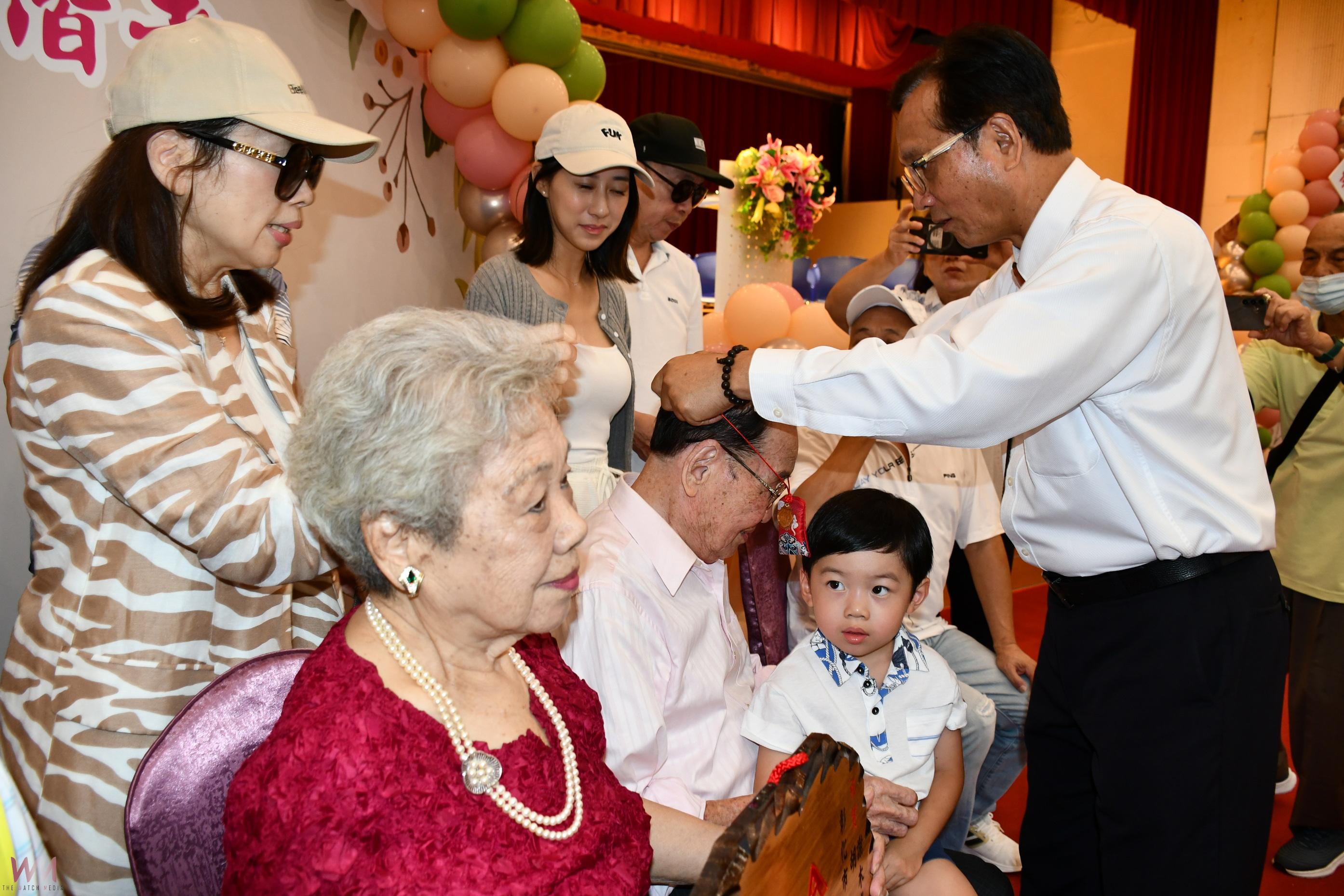 （有影片）／彰化市重陽系列活動溫馨登場　171對鑽石、白金婚夫婦受表揚 - https://www.watchmedia01.com