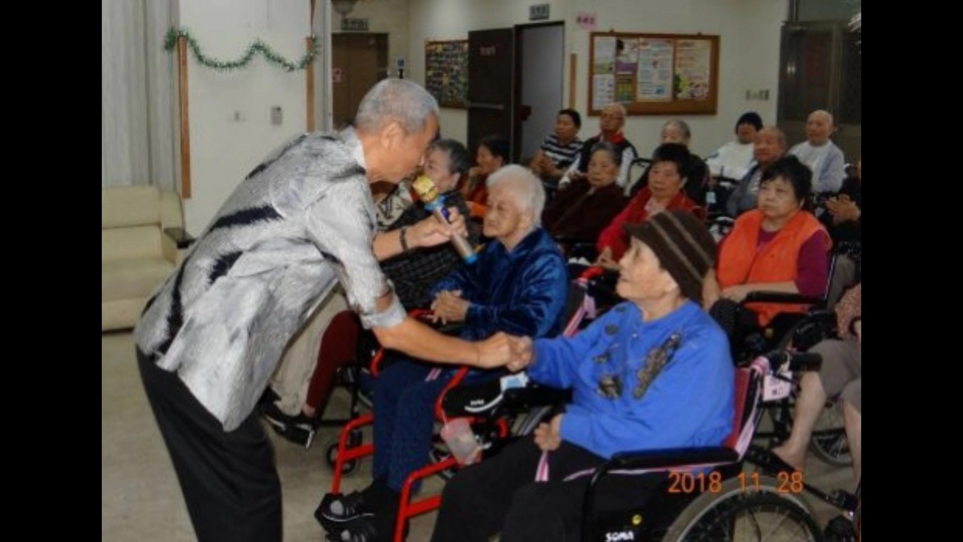 彰化榮家李長海獲第60屆模範老人表揚　歌聲暖人心遍及全台 - https://www.watchmedia01.com